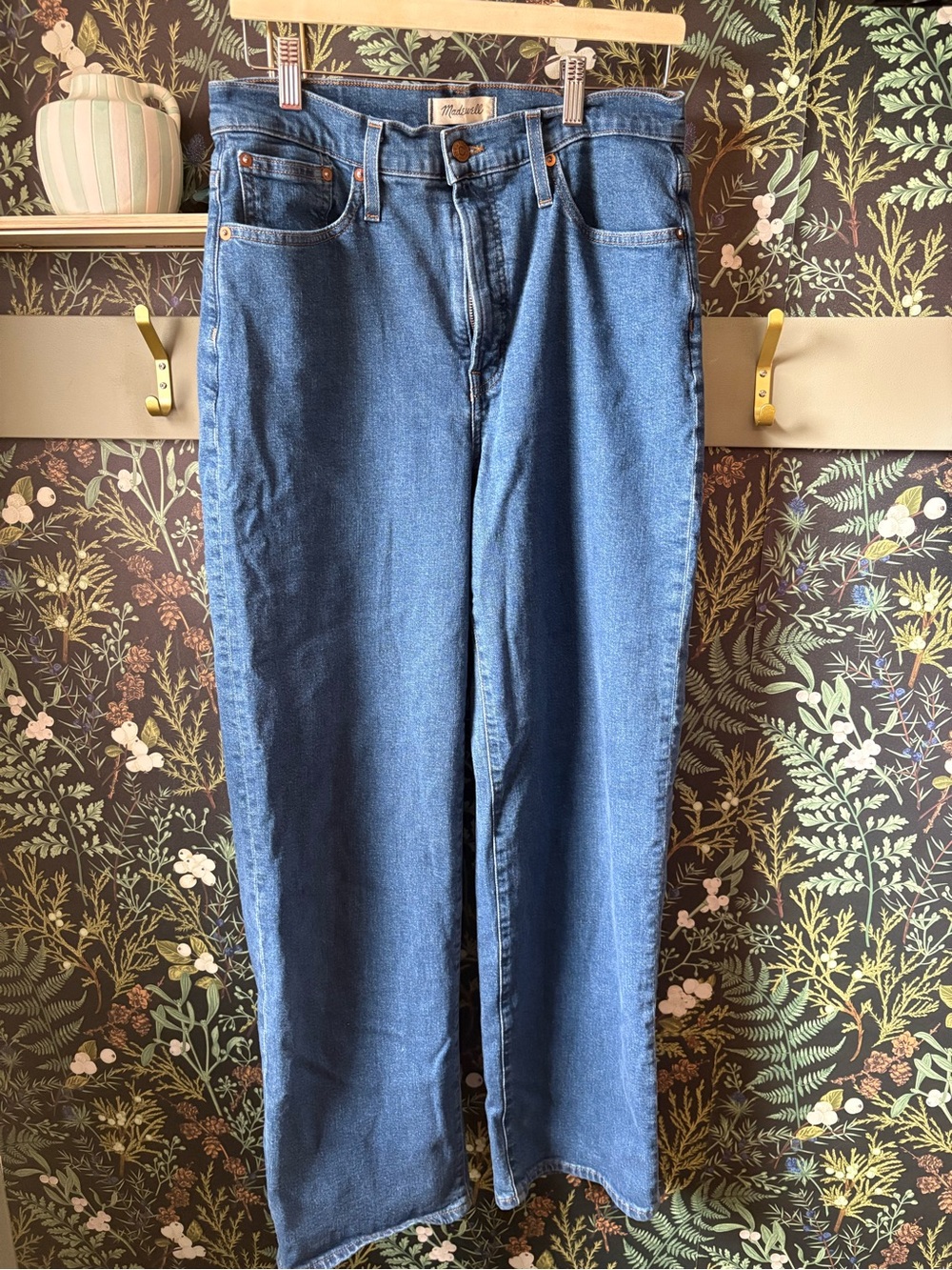 Madewell Classic Straight-Leg Blue Jeans